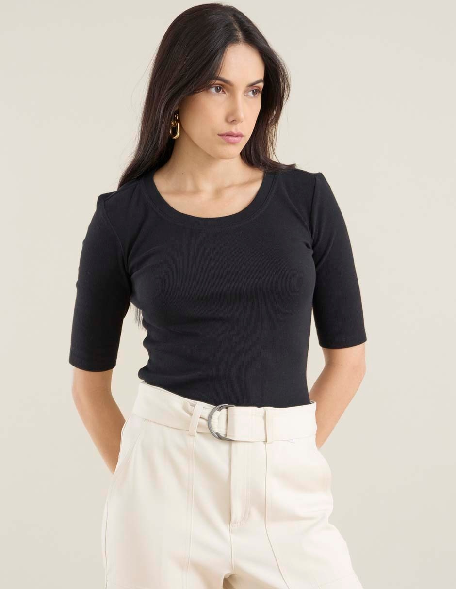 Playera manga al codo cuello redondo para mujer